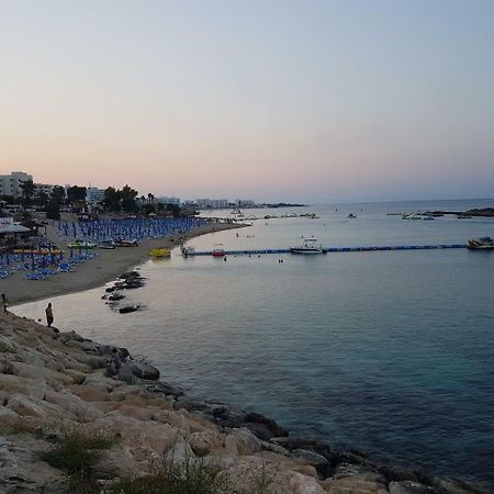 פרוטאראס Astreas Beach Hotel Apartments מראה חיצוני תמונה