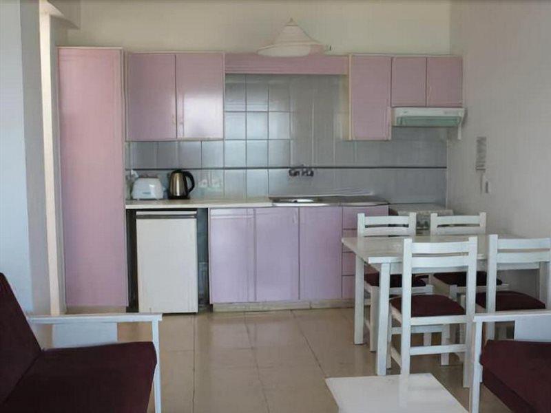 פרוטאראס Astreas Beach Hotel Apartments מראה חיצוני תמונה