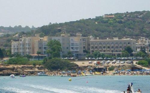 פרוטאראס Astreas Beach Hotel Apartments מראה חיצוני תמונה