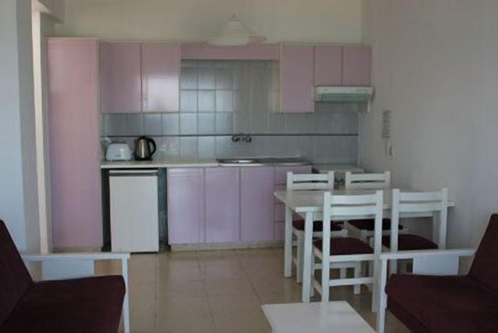 פרוטאראס Astreas Beach Hotel Apartments מראה חיצוני תמונה