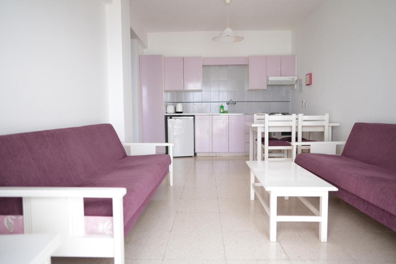 פרוטאראס Astreas Beach Hotel Apartments מראה חיצוני תמונה